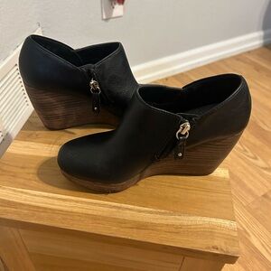 Dr Scholls Black Leather Honor Ankle Booties Boots